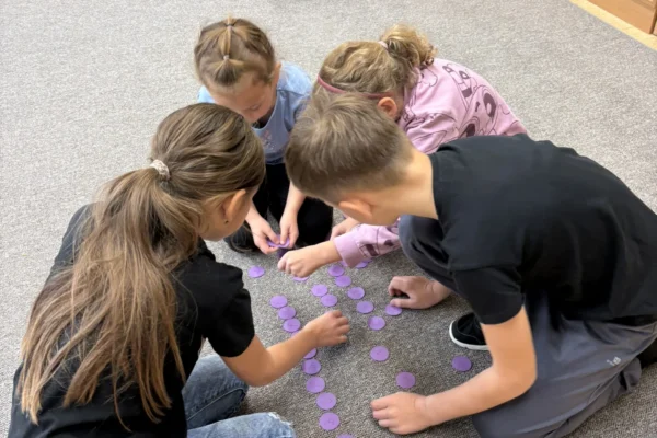 Říjen